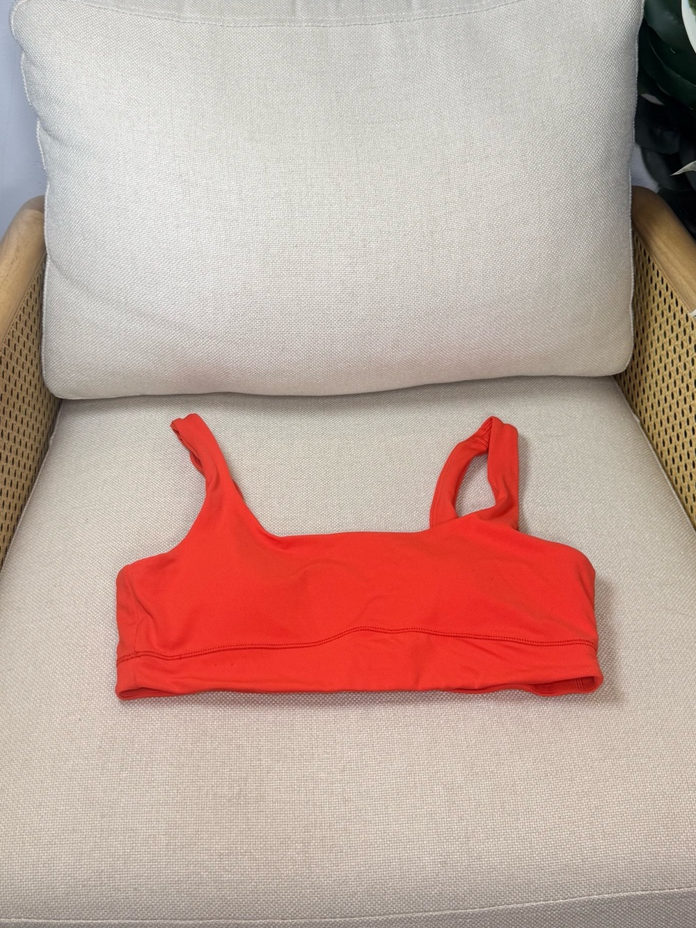 Vuori AllTheForm Sports Bra Size small